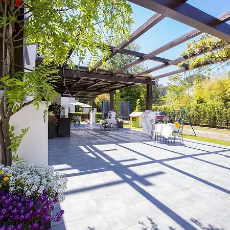 Casa Bianca Aparthotel