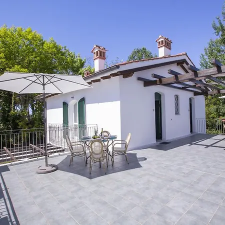 Casa Bianca Marina di Massa