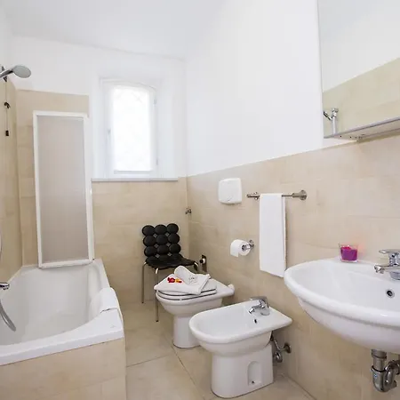 מלון דירות Casa Bianca *