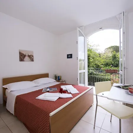 Casa Bianca * מרינה די מסה